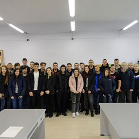 gimnazisti_280x280_crop_478b24840a