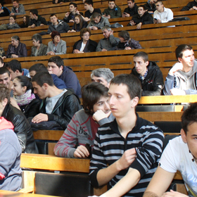 6-korica-bgnovinki-com_280x280_crop_478b24840a