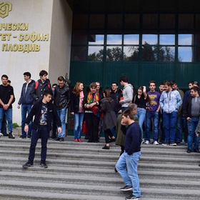 ucebnata-godina_280x280_crop_478b24840a