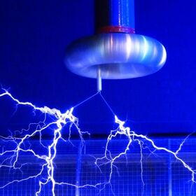 discharge-electric-shielding-electricity-68173_280x280_crop_478b24840a