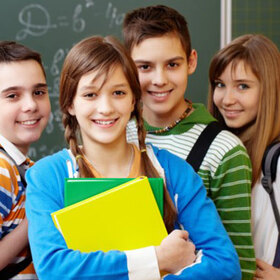 uchenici-ot-amerikanskiq-kolej-freepik_280x280_crop_478b24840a