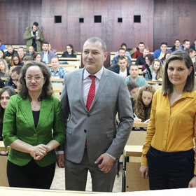 babh-government-bg_280x280_crop_478b24840a