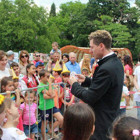 naj-sladkiq-den_280x280_crop_478b24840a