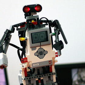 lego-robots-robotika-bg_280x280_crop_478b24840a