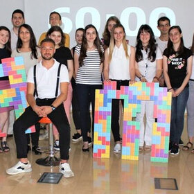 22-studenti_280x280_crop_478b24840a