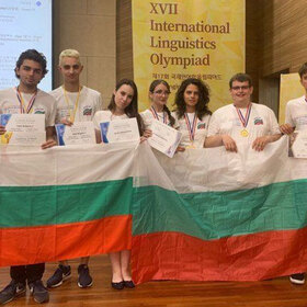 4-medali-yoongin-off-news_280x280_crop_478b24840a