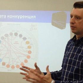 stanimir-andonov-media-bricks_280x280_crop_478b24840a
