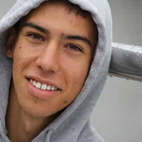 evgeni-tripleeye-bg_280x280_crop_478b24840a