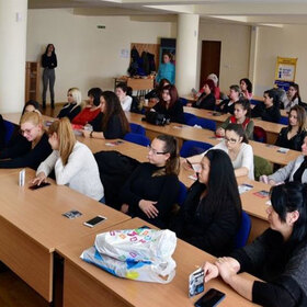 95-studenti_280x280_crop_478b24840a
