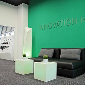 schneider_280x280_crop_478b24840a