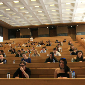 studenti-iskat-ot-mon_280x280_crop_478b24840a