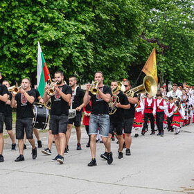 golqmo-folklorno_280x280_crop_478b24840a