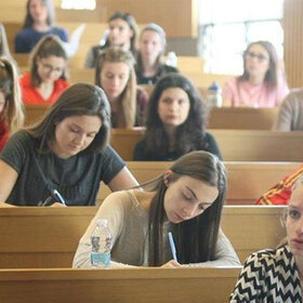 studenti-bnr-678x410-crop-478b24840a_280x280_crop_478b24840a