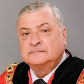 valentin-ignatov_280x280_crop_478b24840a