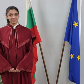 vidinska-studentka_280x280_crop_478b24840a