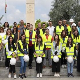 elatsi-750x375-1_280x280_crop_478b24840a