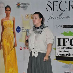 secret-fashion-show_280x280_crop_478b24840a