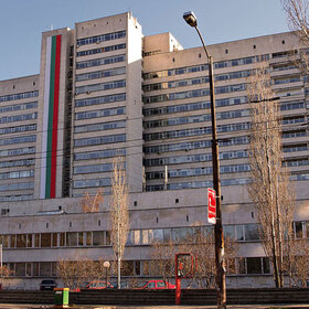 vma-wikipedia_280x280_crop_478b24840a