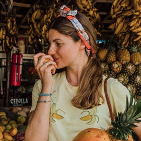 anna-stoikova-influencer-dir-bg_280x280_crop_478b24840a