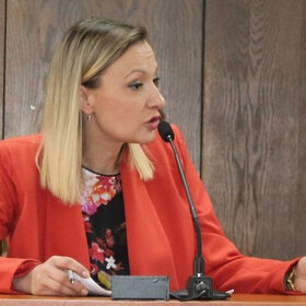 denica-ivanova-dunavmost-com_280x280_crop_478b24840a