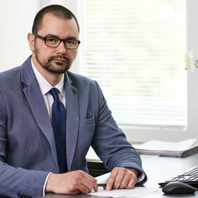 dimitar-trendafilov-nbu_280x280_crop_478b24840a