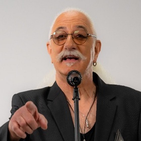 etien-levi-bnr_280x280_crop_478b24840a