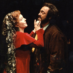 rayna-kabaivanska-liuciano-pavarotti-toska-ploshtad-slavejkov_280x280_crop_478b24840a
