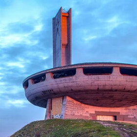 buzludzha-edna-bg_280x280_crop_478b24840a