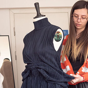 laika-a-fashion-x-nbu_280x280_crop_478b24840a