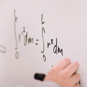 matematika-formula-math-unsplash_280x280_crop_478b24840a