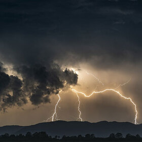 storm-lightning-pixabay_280x280_crop_478b24840a