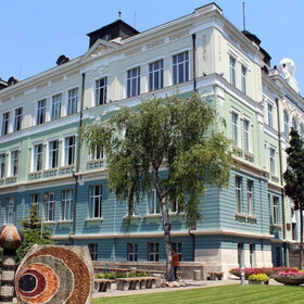 iu-varna-officialen-sait_280x280_crop_478b24840a