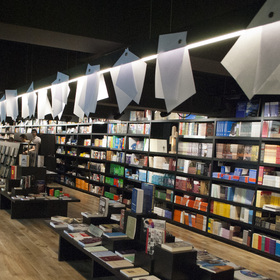 dsc0005-1_280x280_crop_478b24840a