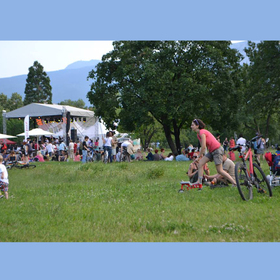 mama_280x280_crop_478b24840a