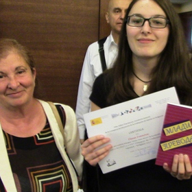 uchenichka-sn1_280x280_crop_478b24840a