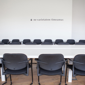 ne-varietatem-web_280x280_crop_478b24840a