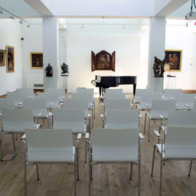 dsc0045-copy_280x280_crop_478b24840a