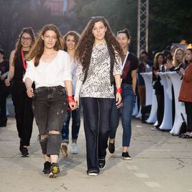 b0_280x280_crop_478b24840a