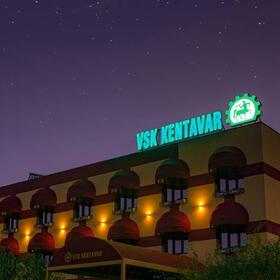 107680414_280x280_crop_478b24840a