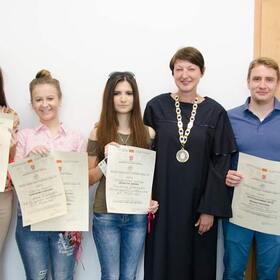 dsc-0062-1_280x280_crop_478b24840a