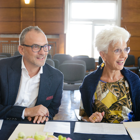 dsc0056-2_280x280_crop_478b24840a