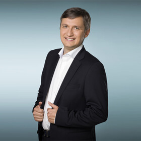 2111509211_280x280_crop_478b24840a