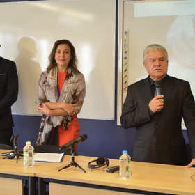 fr01_280x280_crop_478b24840a