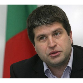 rosen-buchvarov-web_280x280_crop_478b24840a