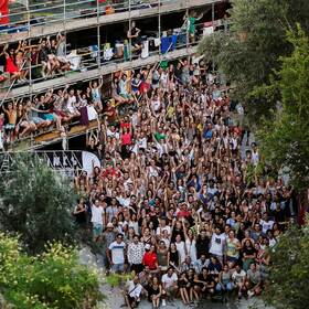 arch01_280x280_crop_478b24840a