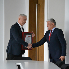 dsc-0256_280x280_crop_478b24840a