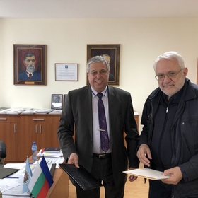 img-4926_280x280_crop_478b24840a