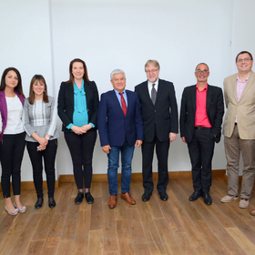 dsc-0108_280x280_crop_478b24840a