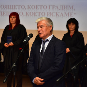 m01_280x280_crop_478b24840a