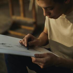 pexels-cottonbro-3778848_280x280_crop_478b24840a